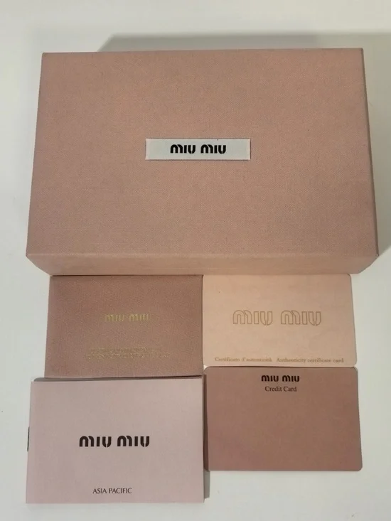 Miu Miu Rose Croc-Embossed Leather Wallet with Gold Logo - Picture 2 of 6